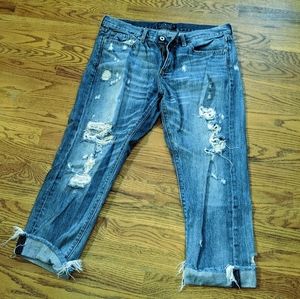 Lucky Brand distressed denim Capri jeans